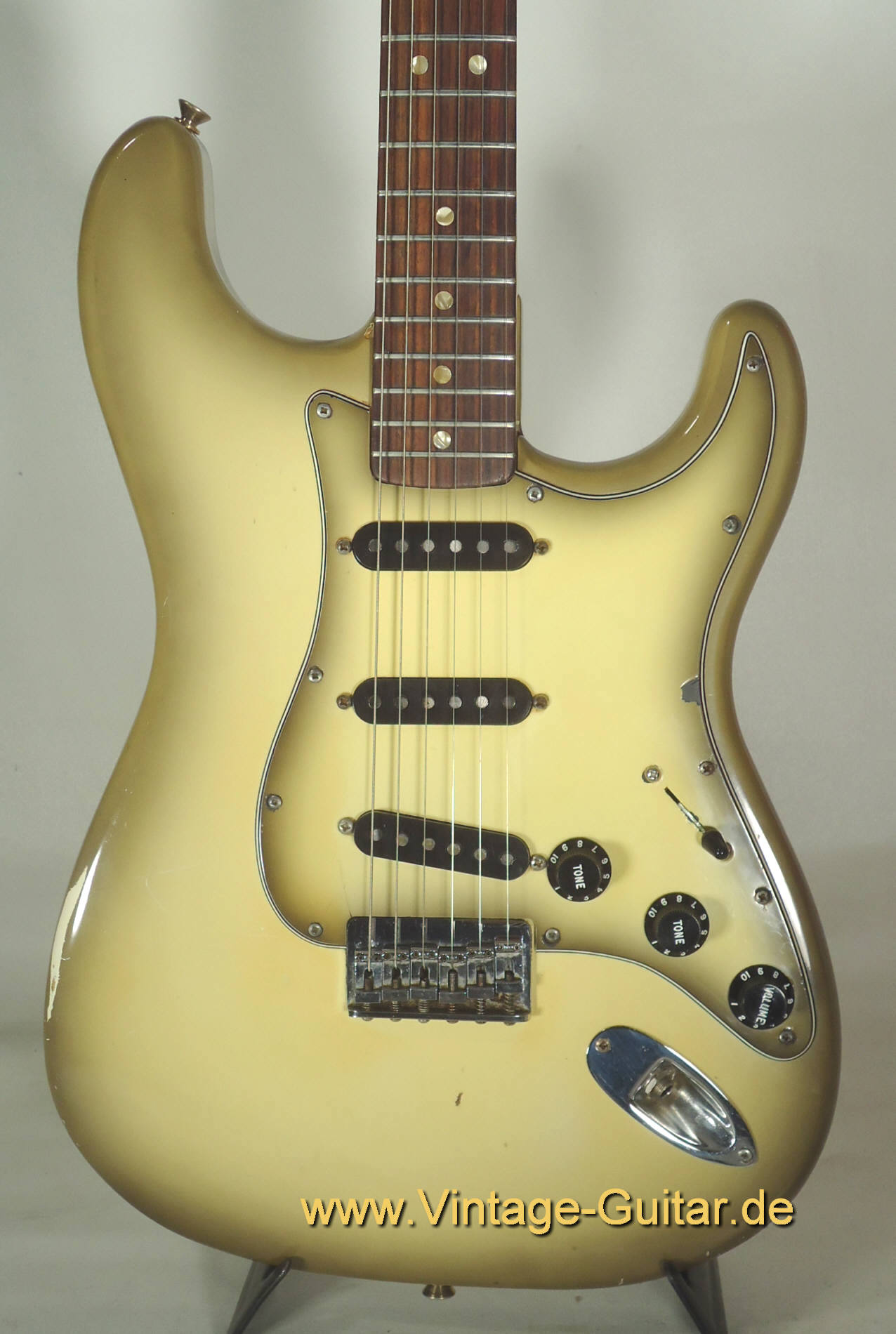 Fender  Stratocaster 1979 antigua c.jpg